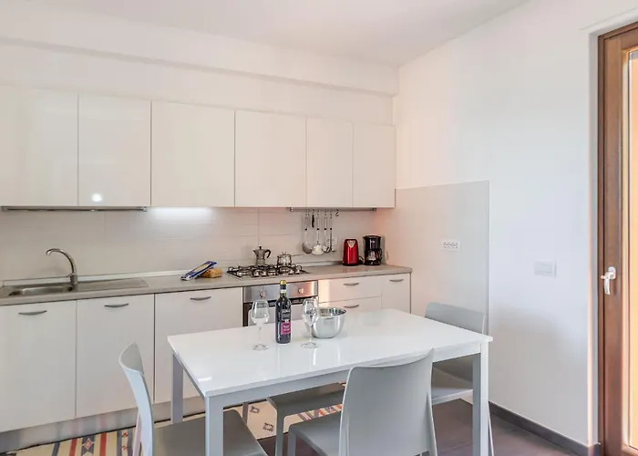 Casa Elena - Bella Vista Appartamento Germignaga